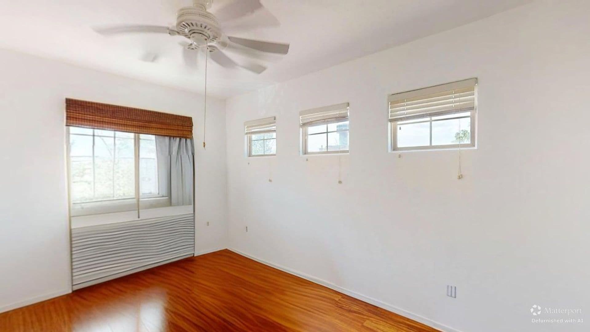 Santa Fe House: 4255 Juniper Hill Ln