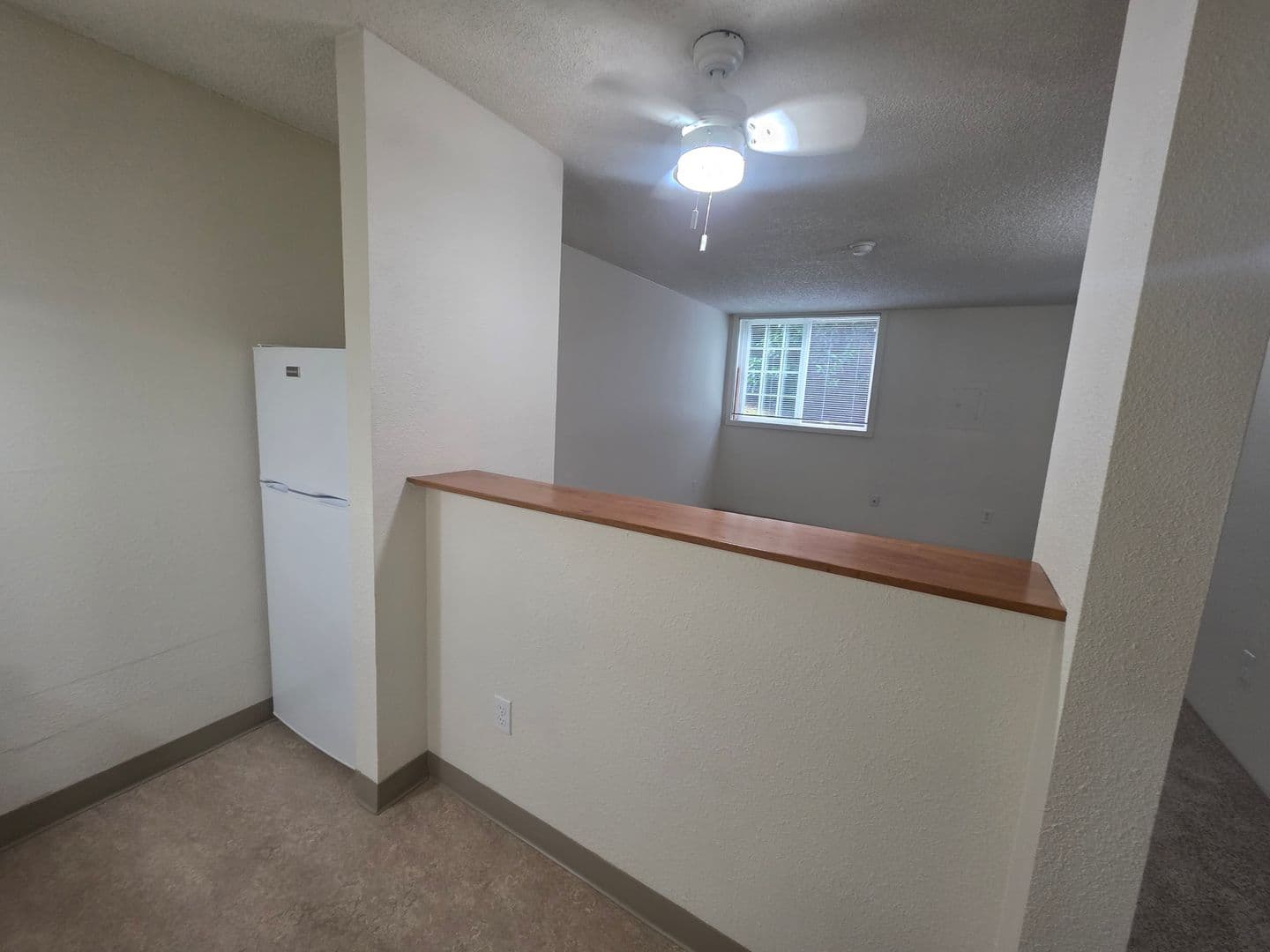 Portland Apartment: 2405 & 2431  NW Irving Street