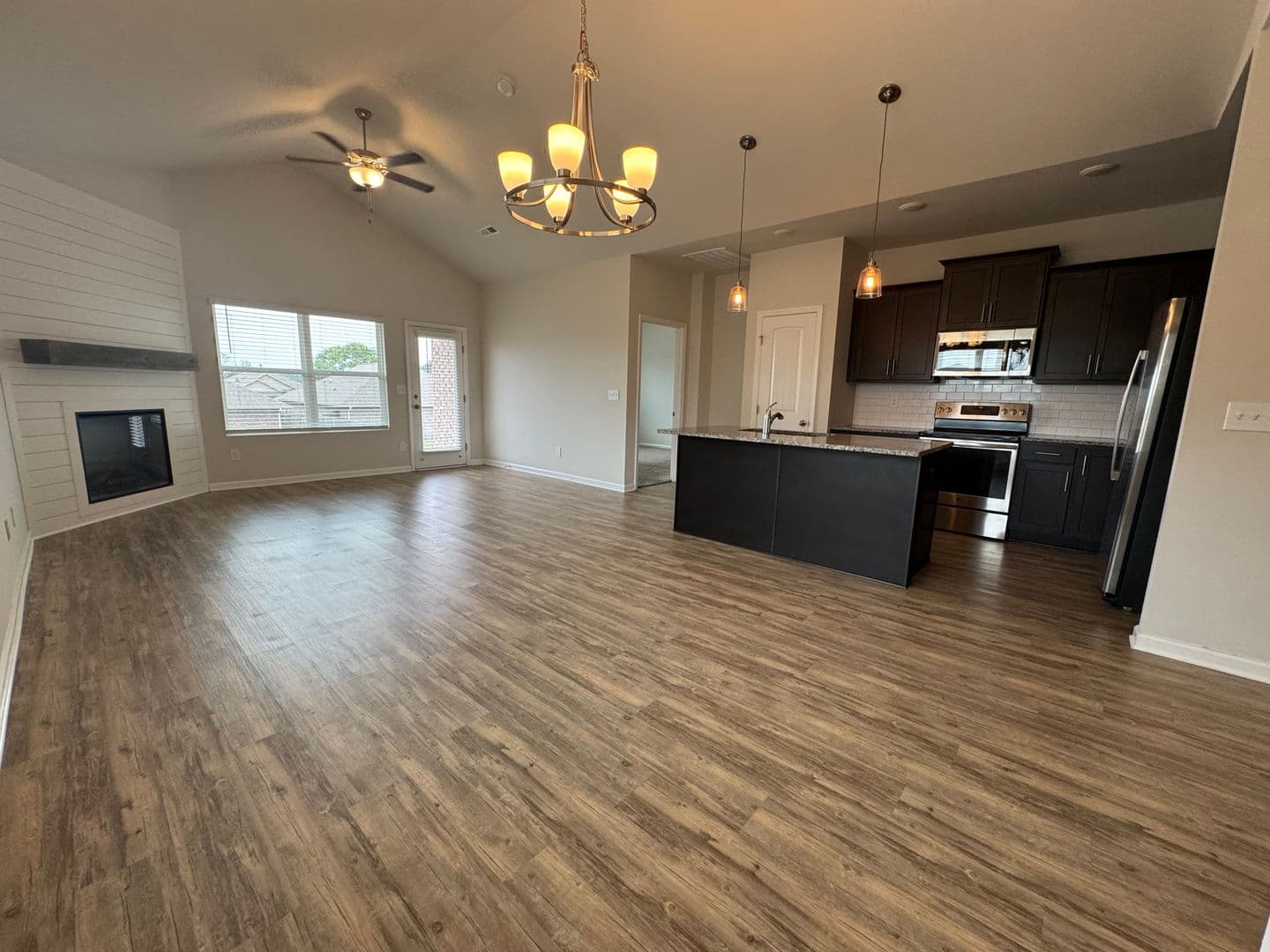 Madison House: 102 Daymark Drive