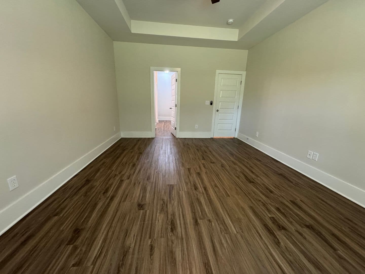 Madison House: 154 Fernhill Drive Northwest