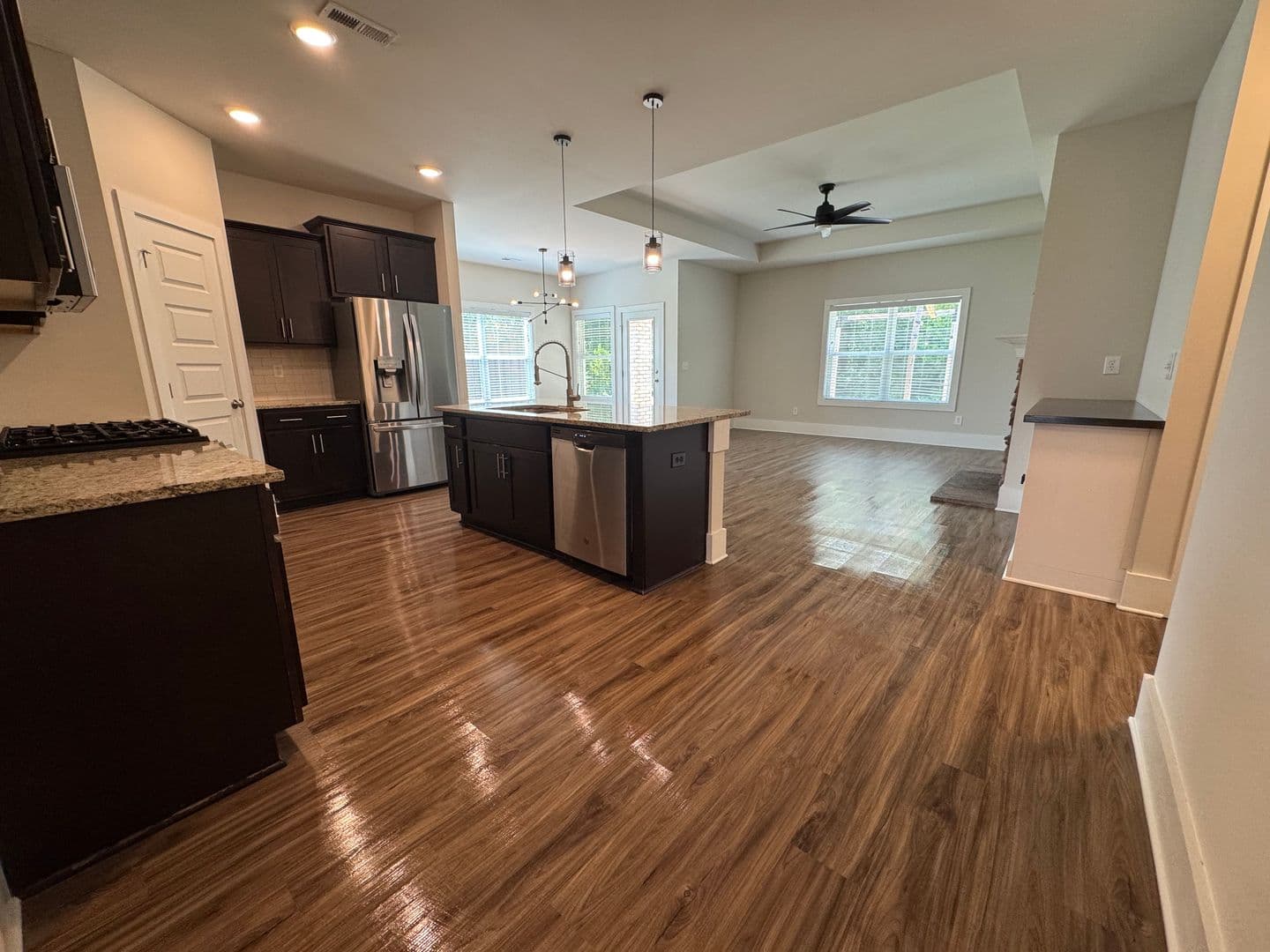 Madison House: 154 Fernhill Drive Northwest