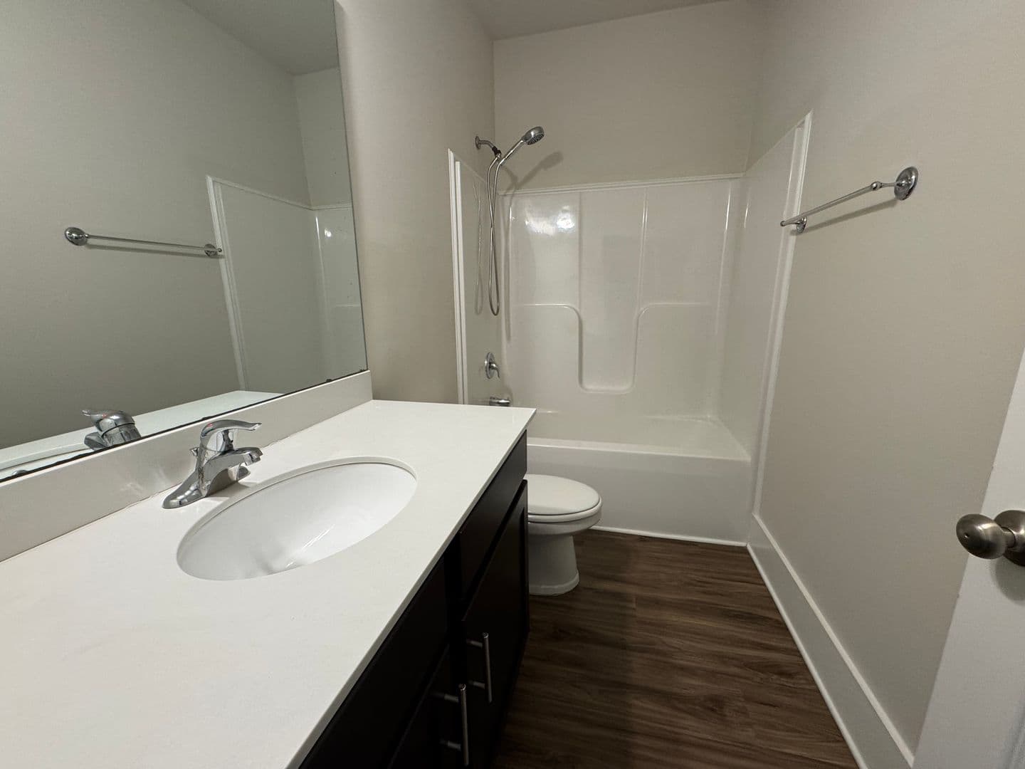 Madison House: 154 Fernhill Drive Northwest