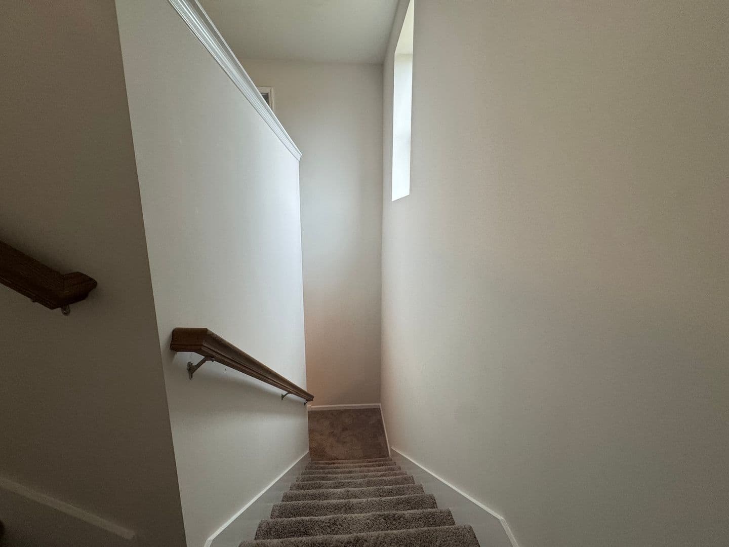 Madison House: 102 Daymark Drive