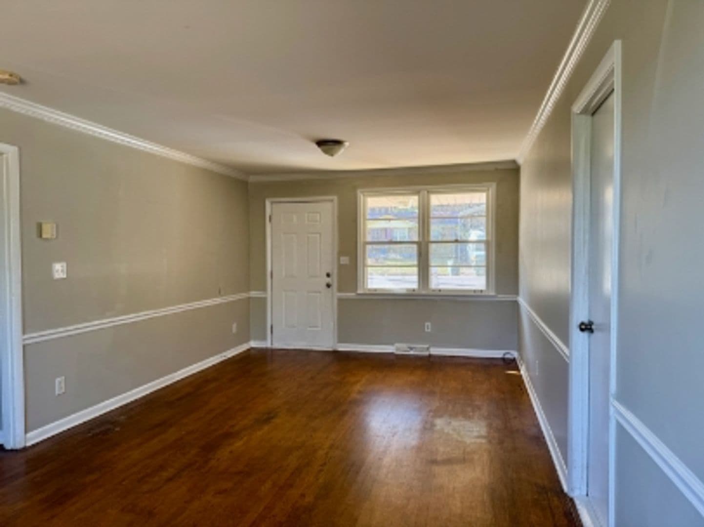Huntsville House: 6128 Sandia Boulevard Northwest