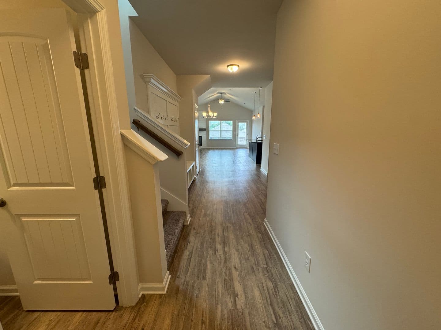 Madison House: 102 Daymark Drive