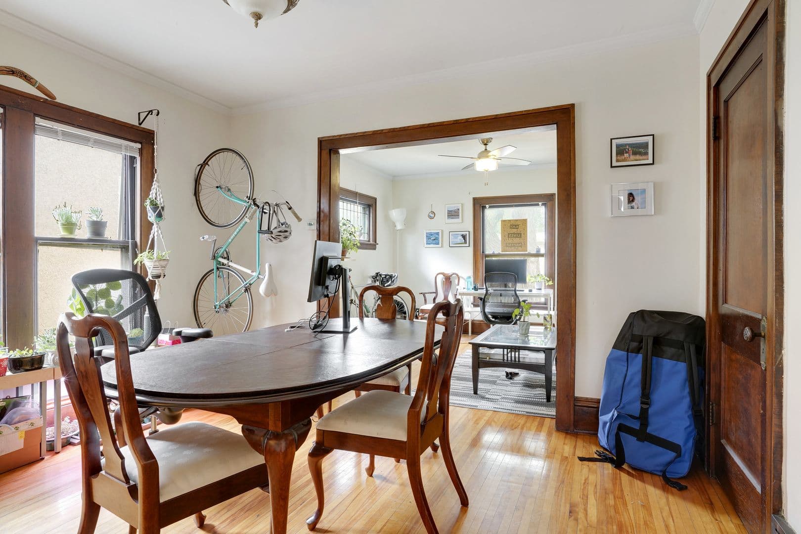 Minneapolis Apartment: 3845 Grand Ave South