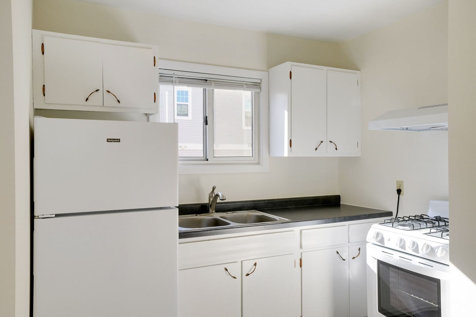 Minneapolis Apartment: 2800 Colfax Avenue South