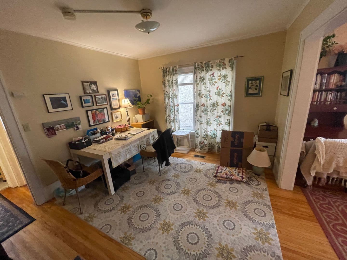 Minneapolis Apartment: 3845 Grand Ave South