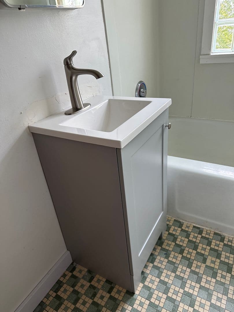 St. Louis Park Apartment: 5924 West 35th Street