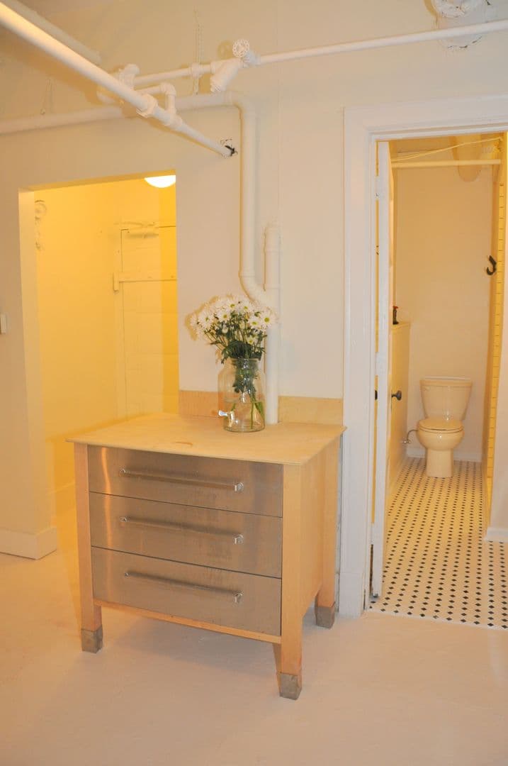Minneapolis Apartment: 2550 Pillsbury Ave South