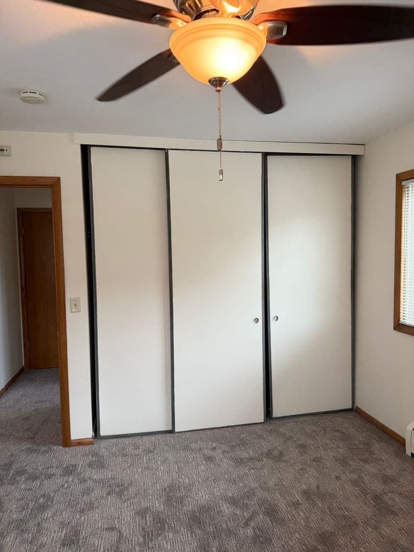 Richfield Apartment: 6429 Pleasant Avenue South