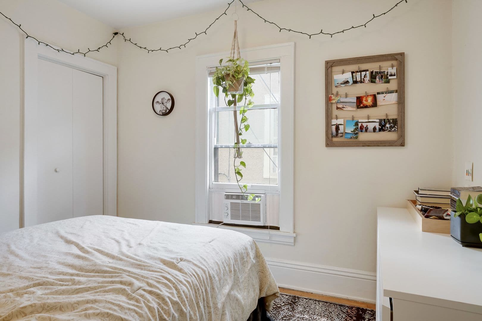 Minneapolis Apartment: 3845 Grand Ave South