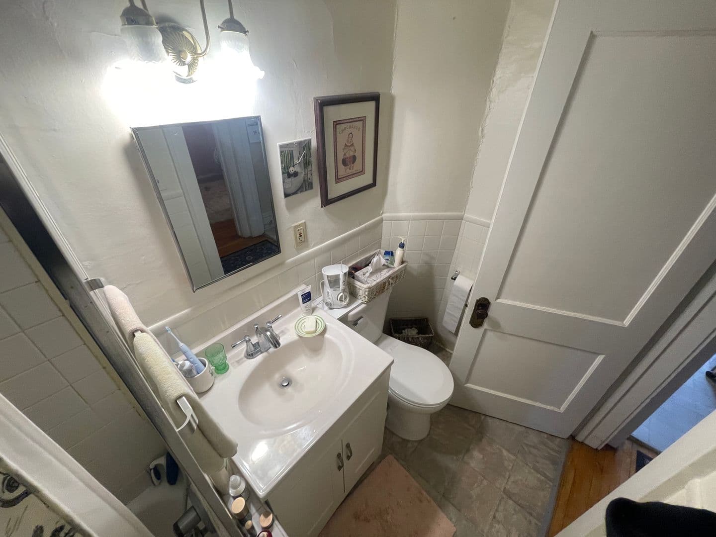 Minneapolis Apartment: 3845 Grand Ave South