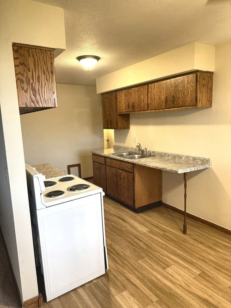 Hopkins Apartment: 57 Sixth Avenue South
