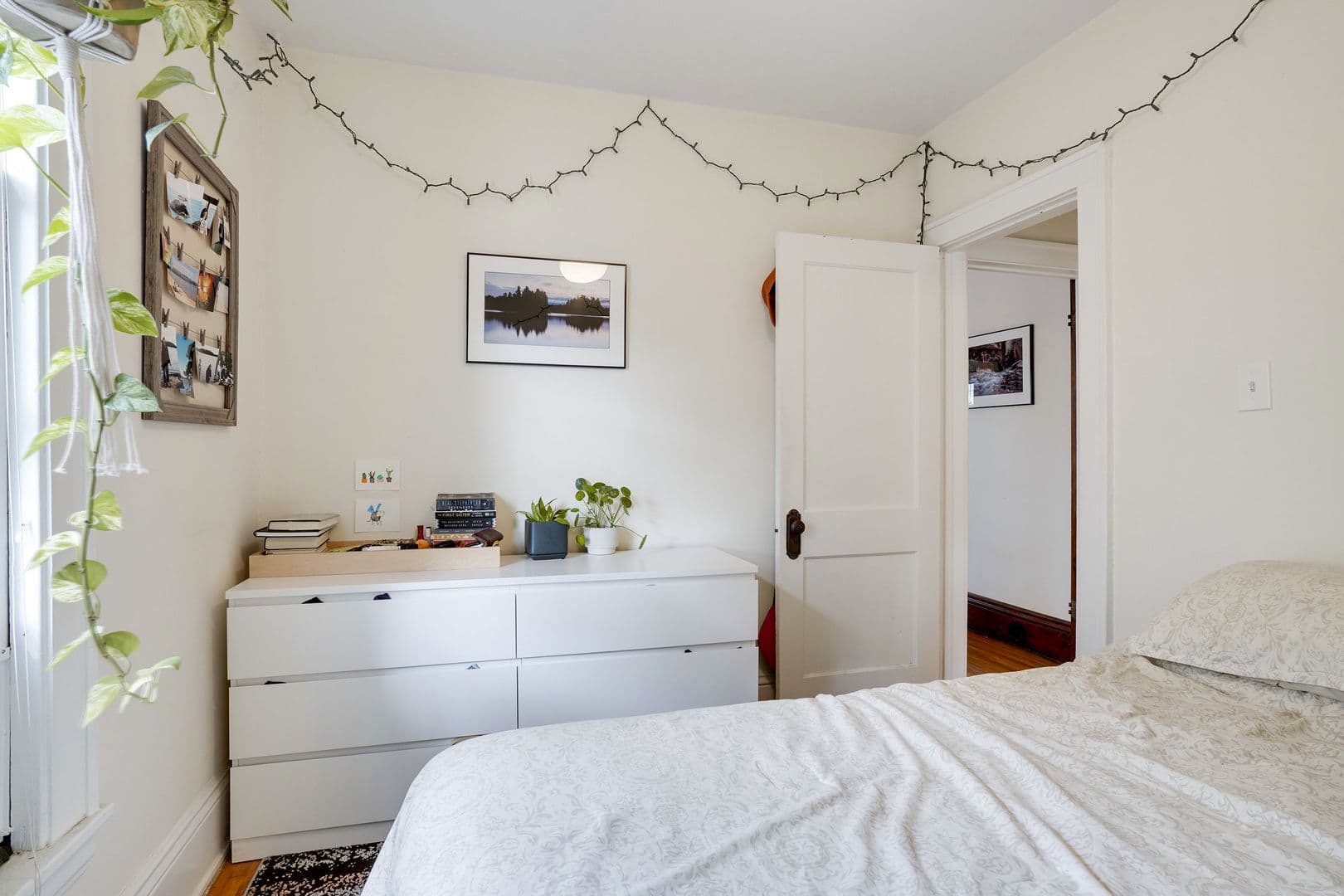 Minneapolis Apartment: 3845 Grand Ave South
