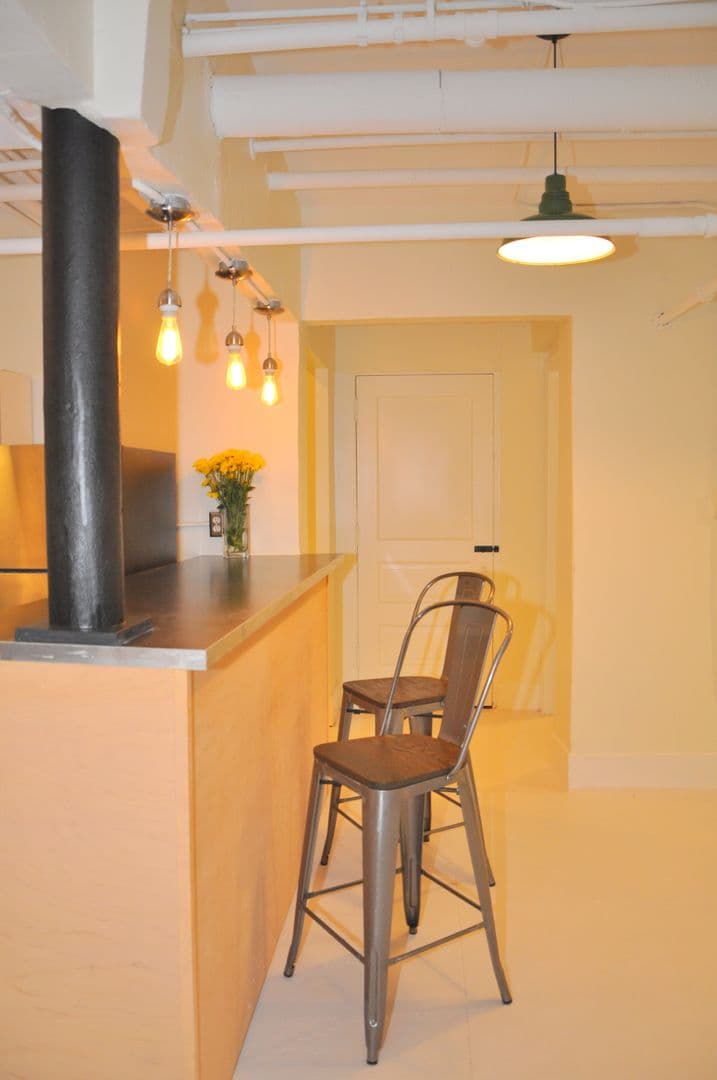 Minneapolis Apartment: 2550 Pillsbury Ave South