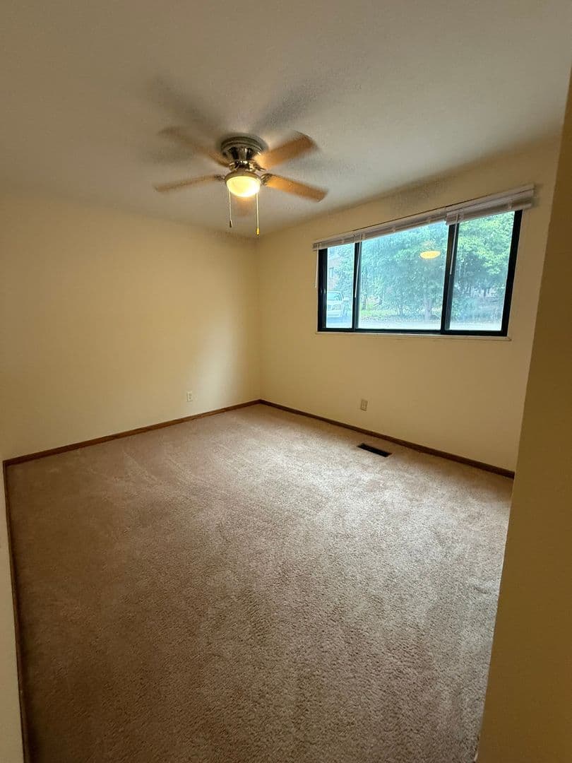 Hopkins Apartment: 57 Sixth Avenue South