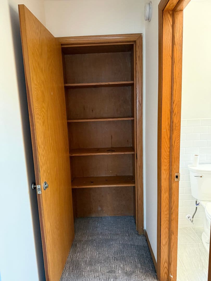 Richfield Apartment: 6429 Pleasant Avenue South