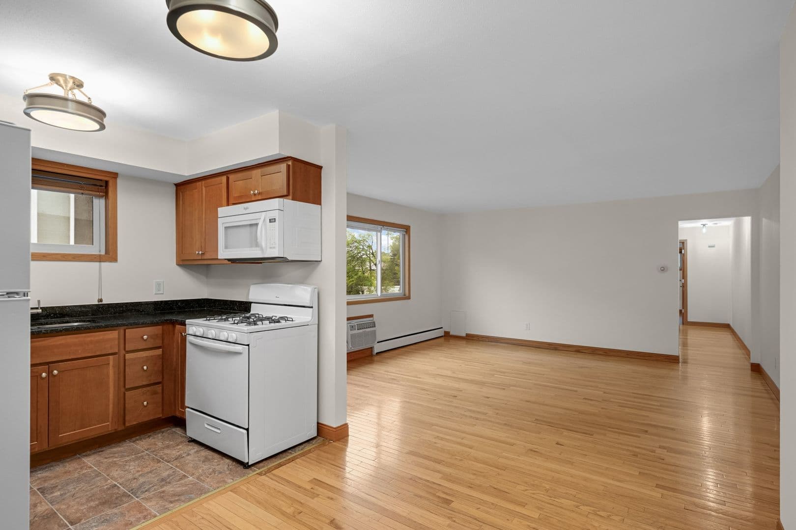 St. Louis Park Apartment: 4421 Minnetonka Blvd