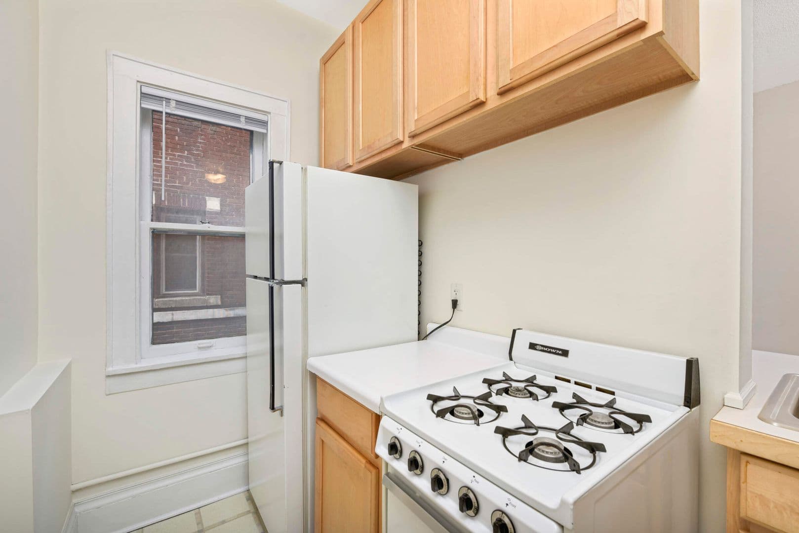 Minneapolis Apartment: 2871 Irving Avenue South