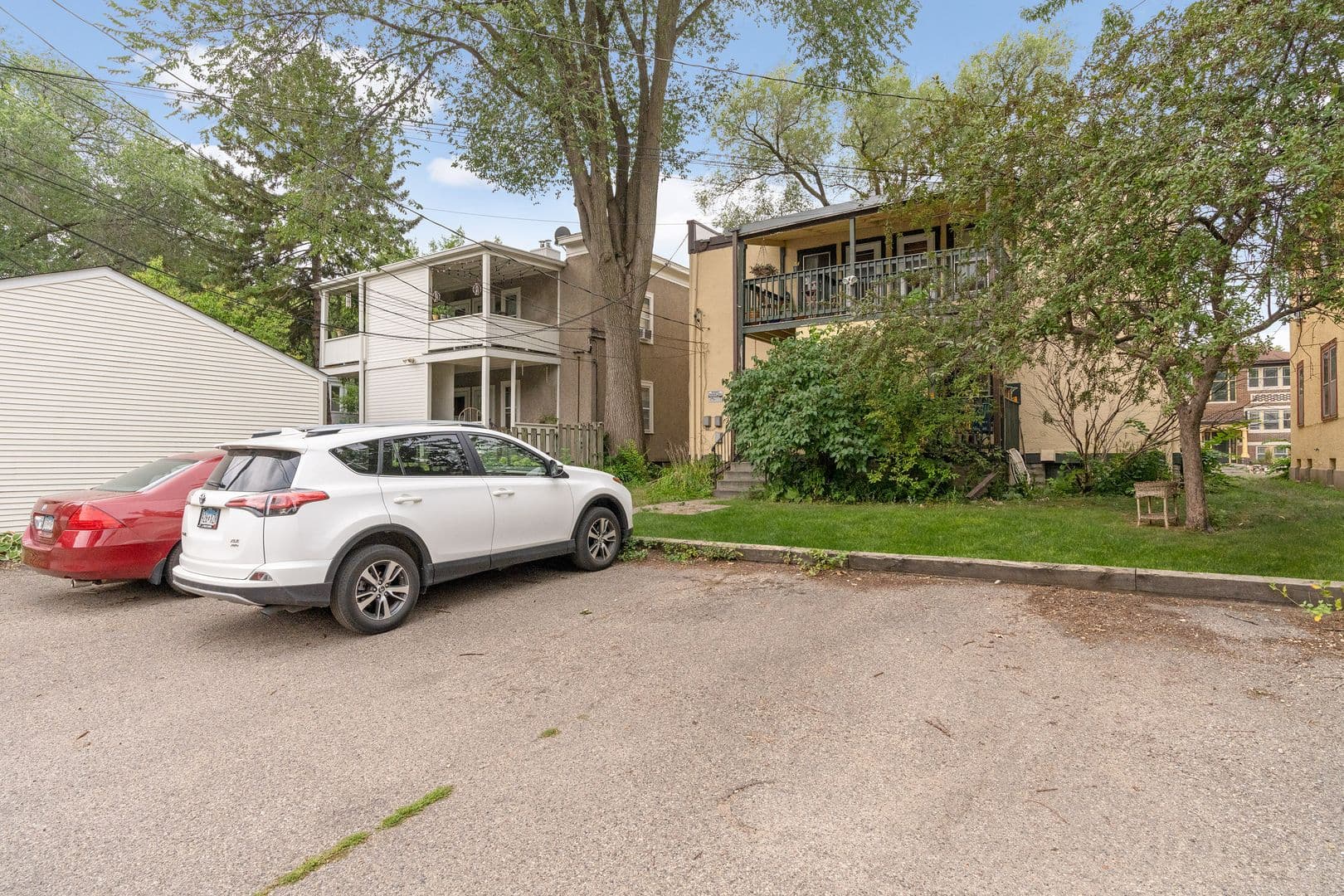 Minneapolis Apartment: 3845 Grand Ave South