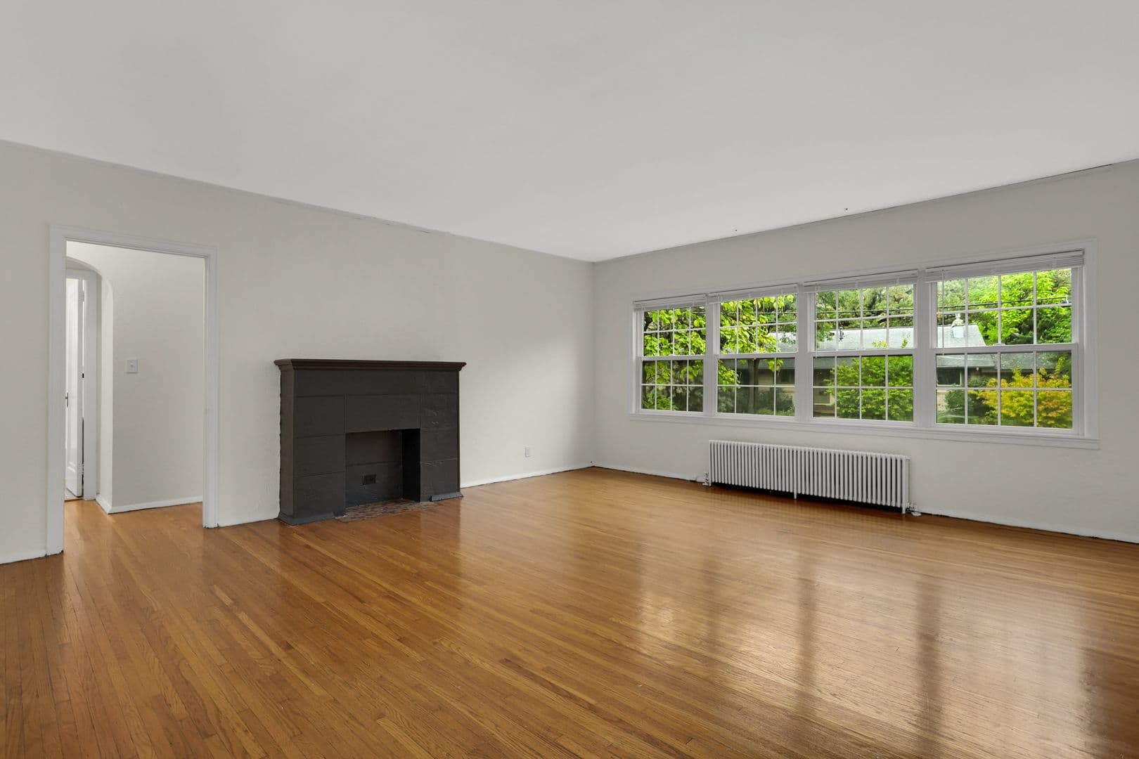 Minneapolis Apartment: 2825 Cedar Lake Parkway