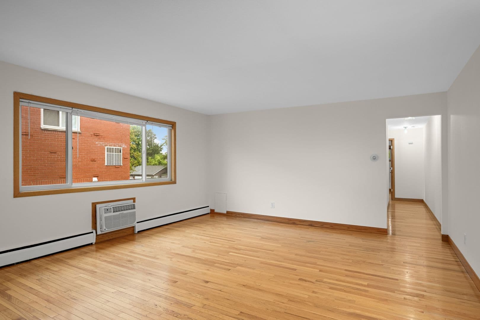 St. Louis Park Apartment: 4421 Minnetonka Blvd