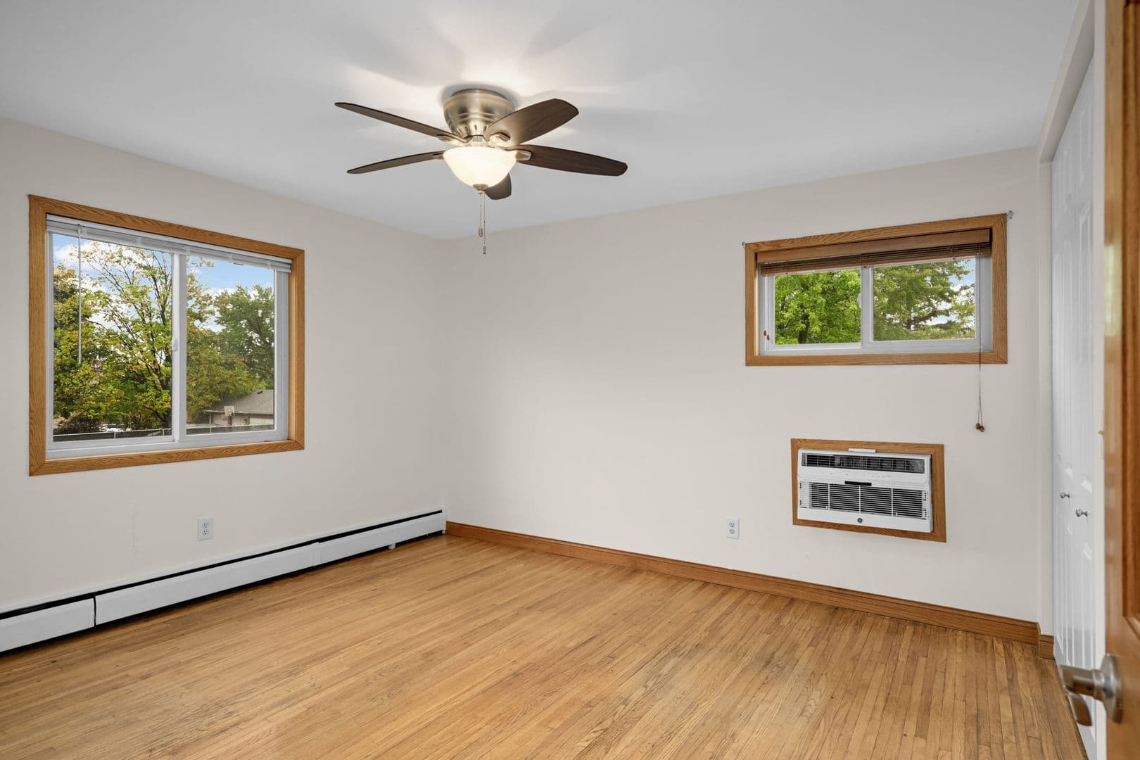 St. Louis Park Apartment: 4421 Minnetonka Blvd