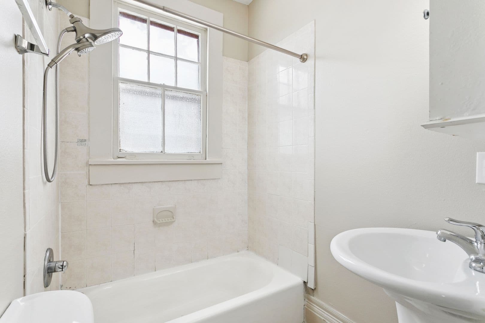 New Orleans Apartment: 2508 Napoleon Ave