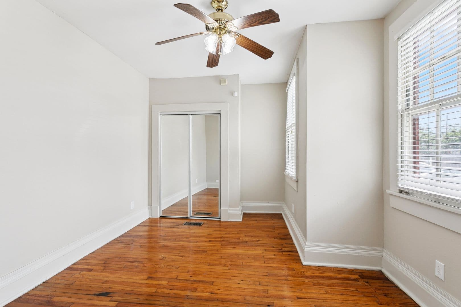 New Orleans Apartment: 2508 Napoleon Ave