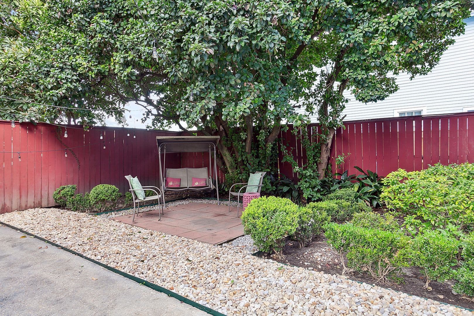 New Orleans Apartment: 1607 St Ann