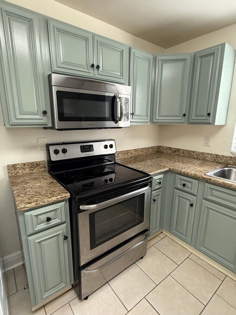 New Orleans Apartment: 1607 St Ann