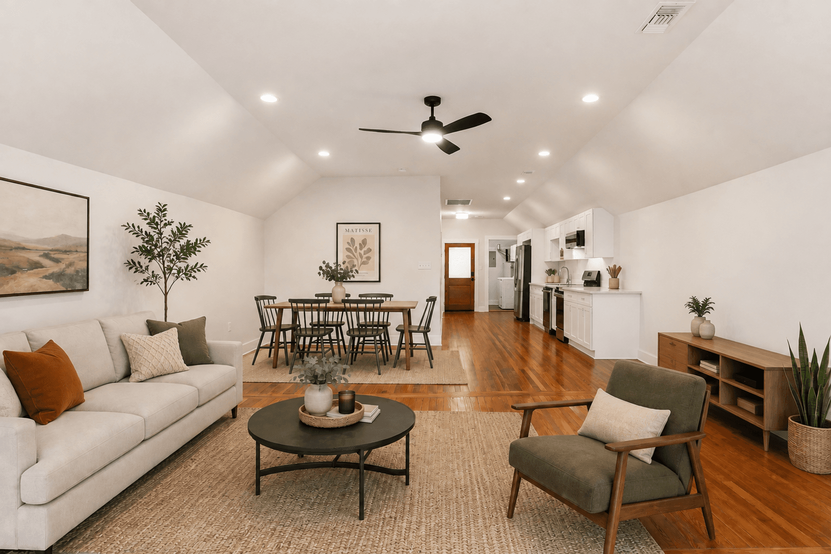 New Orleans Apartment: 7 Fontainebleau Dr.