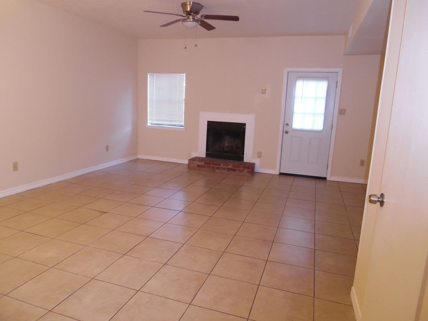 KENNER Apartment: MULT ADDRESSES