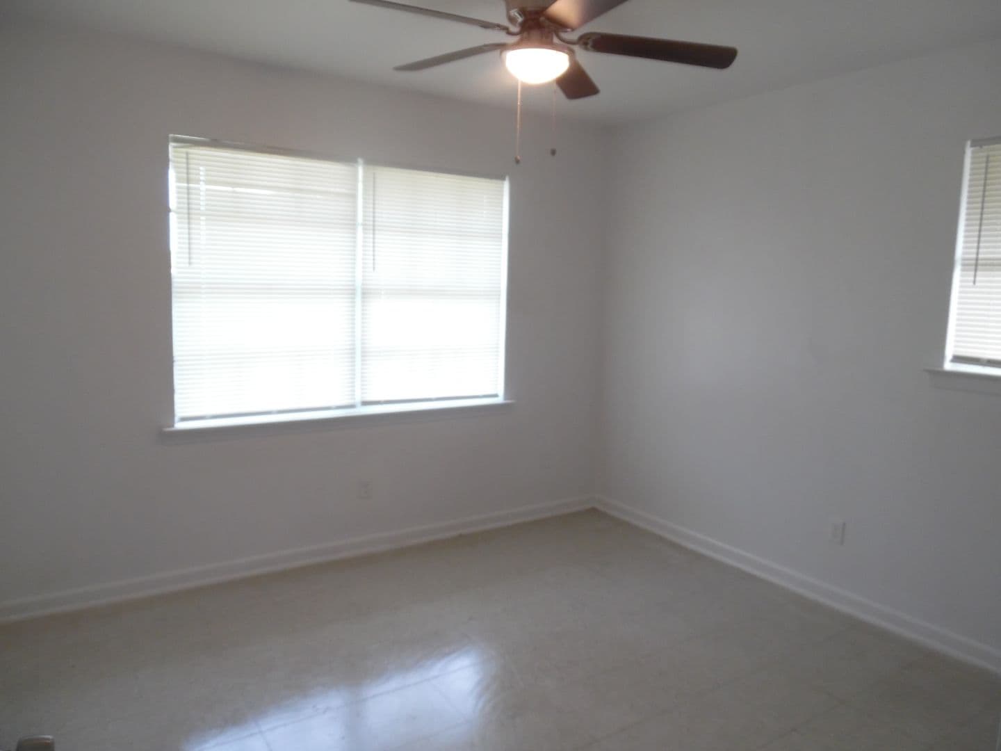 METAIRIE Apartment: 512-514 ORIOLE ST