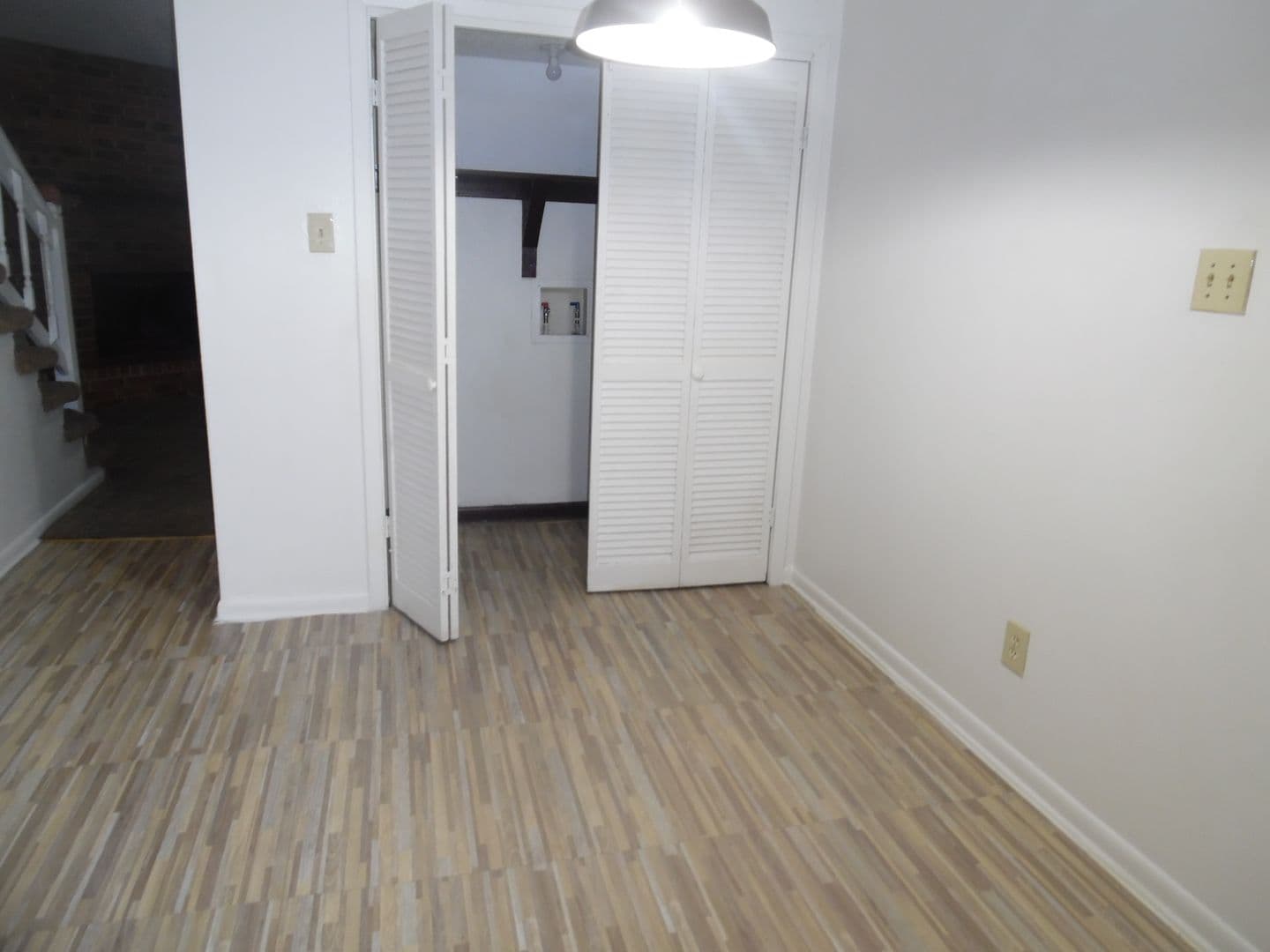 KENNER Apartment: MULT ADDRESSES
