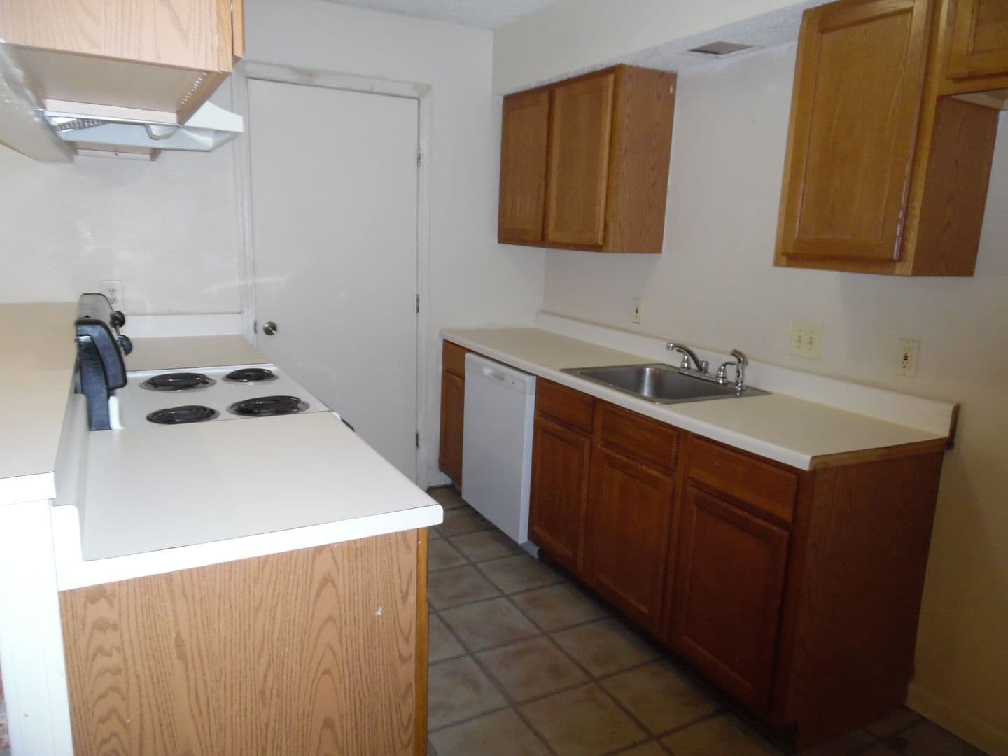 KENNER Apartment: MULT ADDRESSES