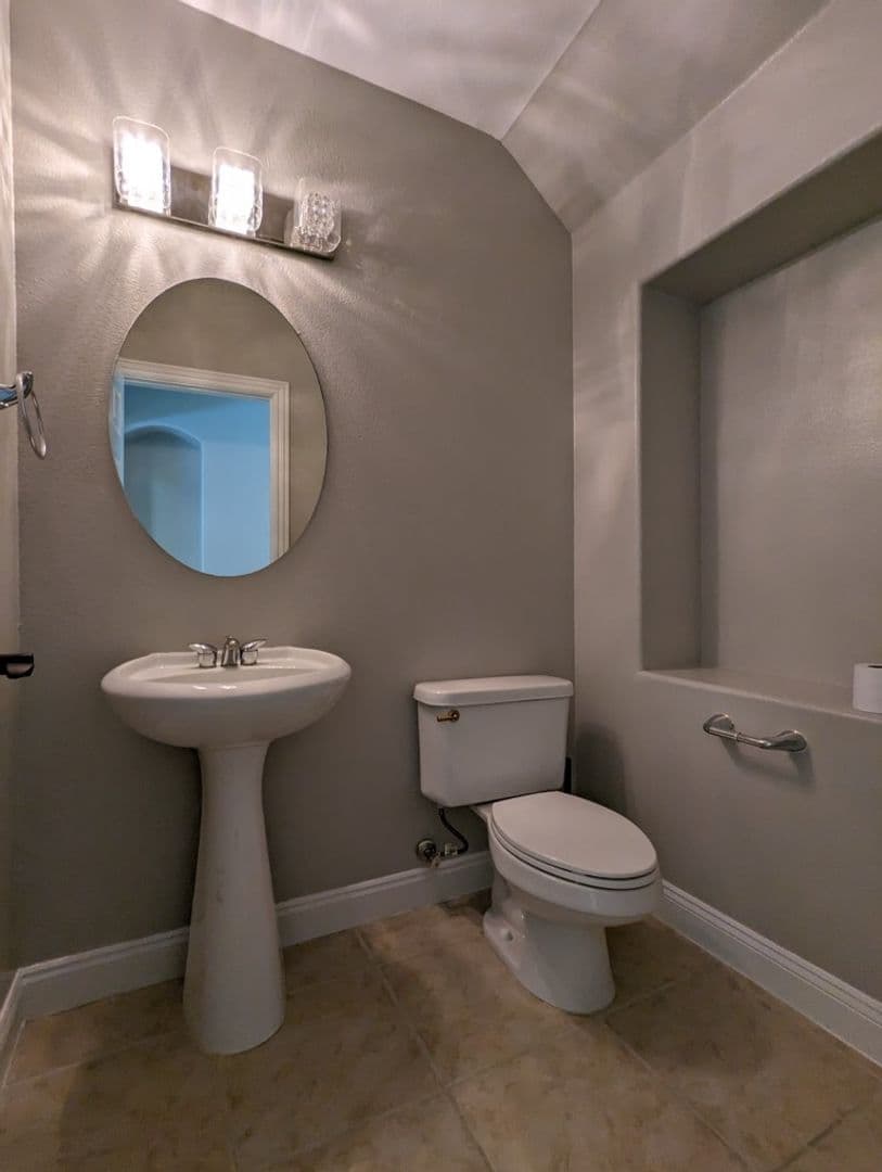 LAS VEGAS House: 11021 DORNOCH CASTLE ST