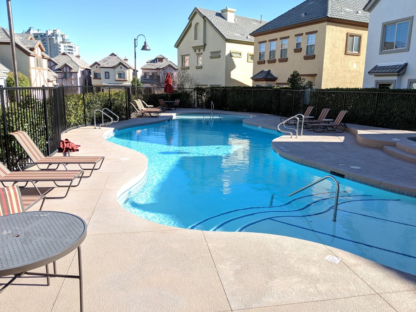 LAS VEGAS House: 363 HOLLINS HALL ST