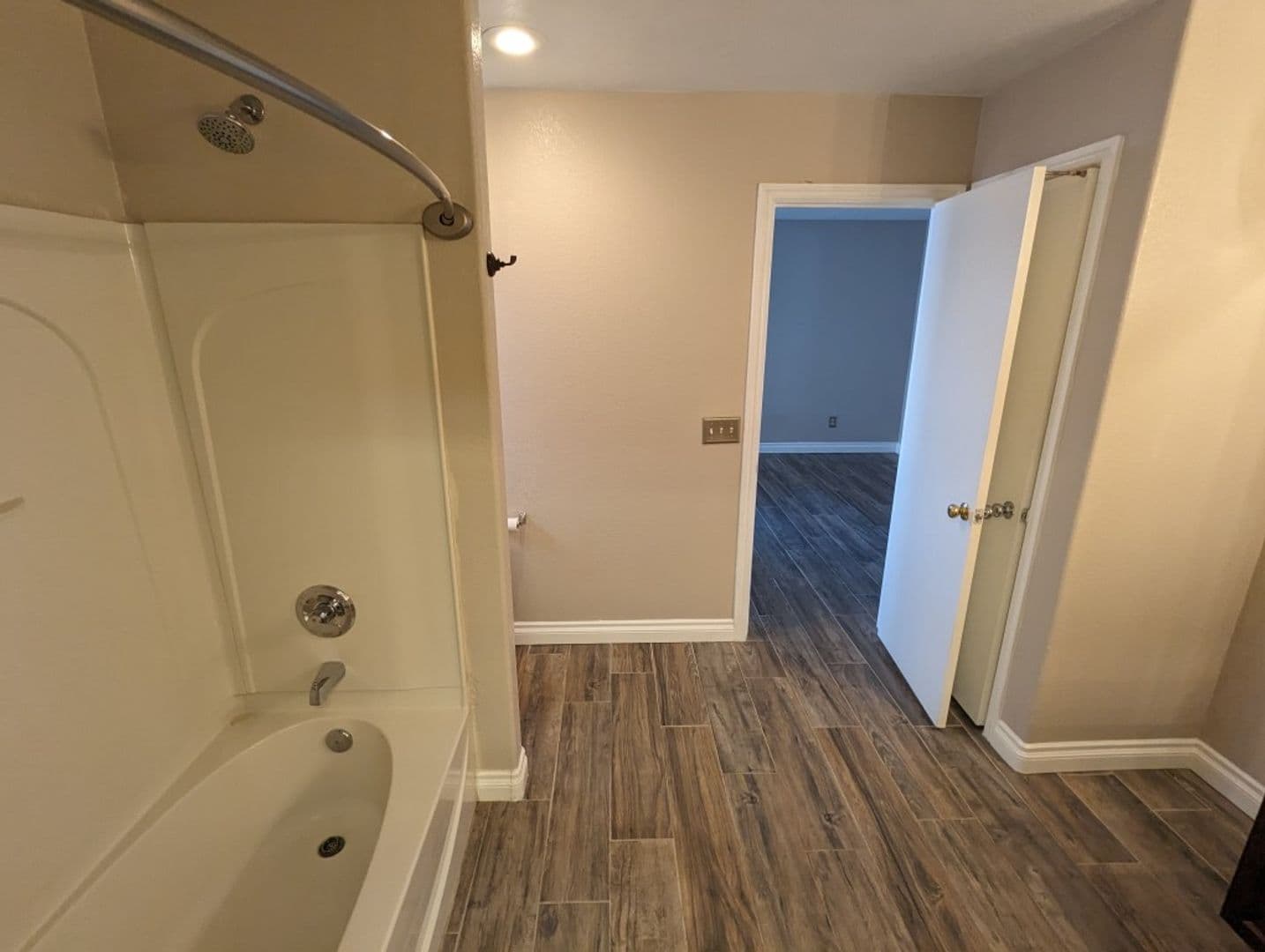 LAS VEGAS House: 4917 HOSTETLER AVE