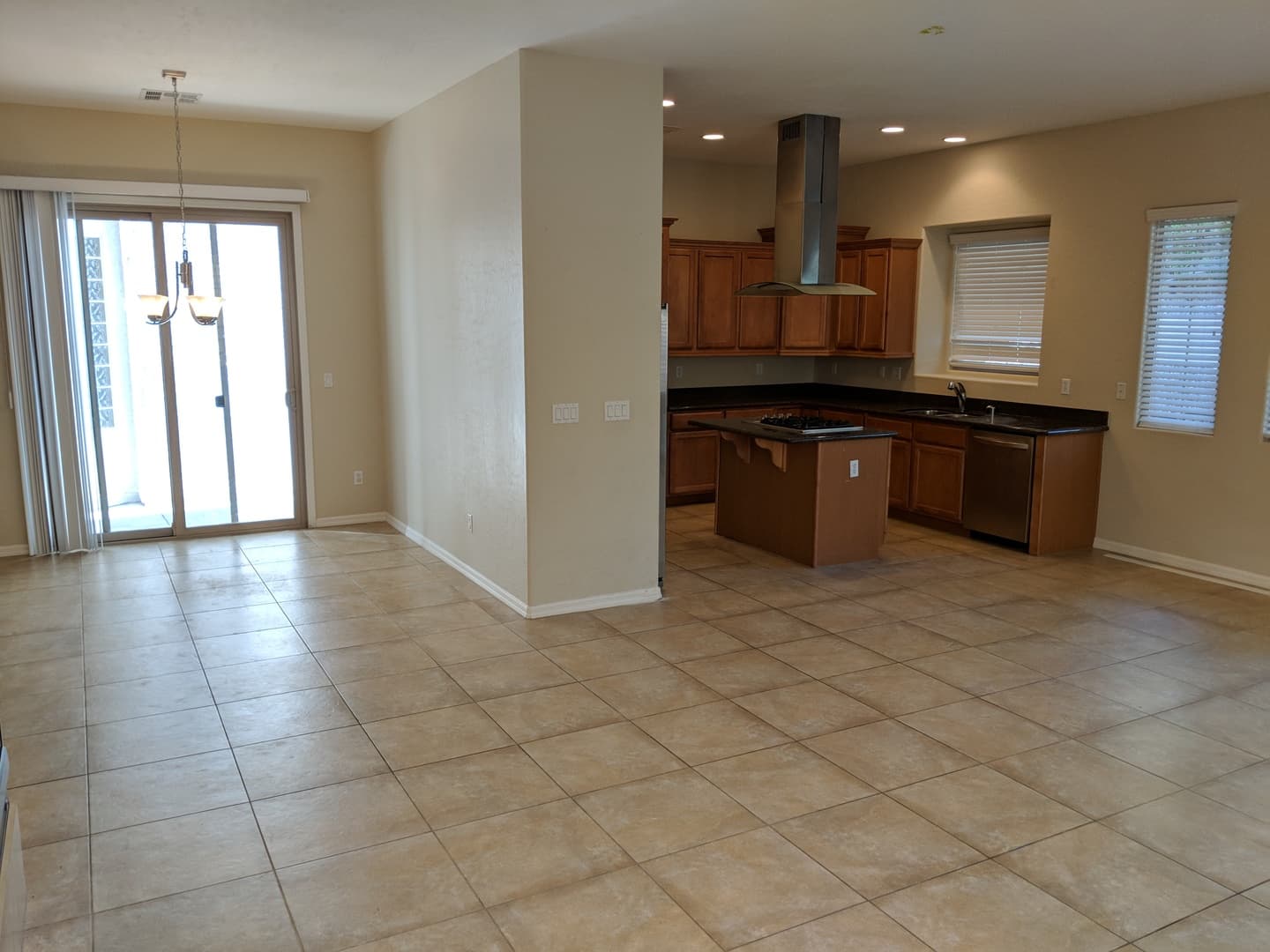 LAS VEGAS House: 363 HOLLINS HALL ST