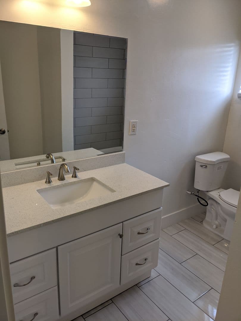 LAS VEGAS House: 2216 SANTA YNEZ DR