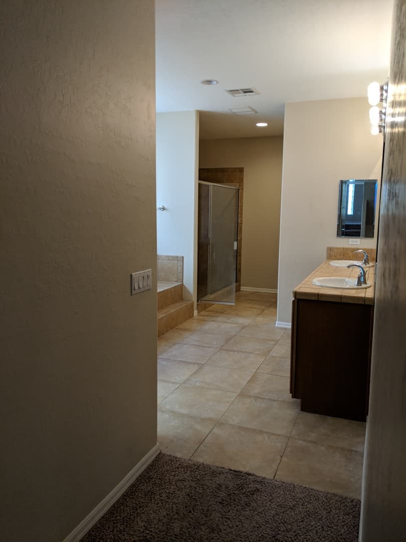 LAS VEGAS House: 363 HOLLINS HALL ST