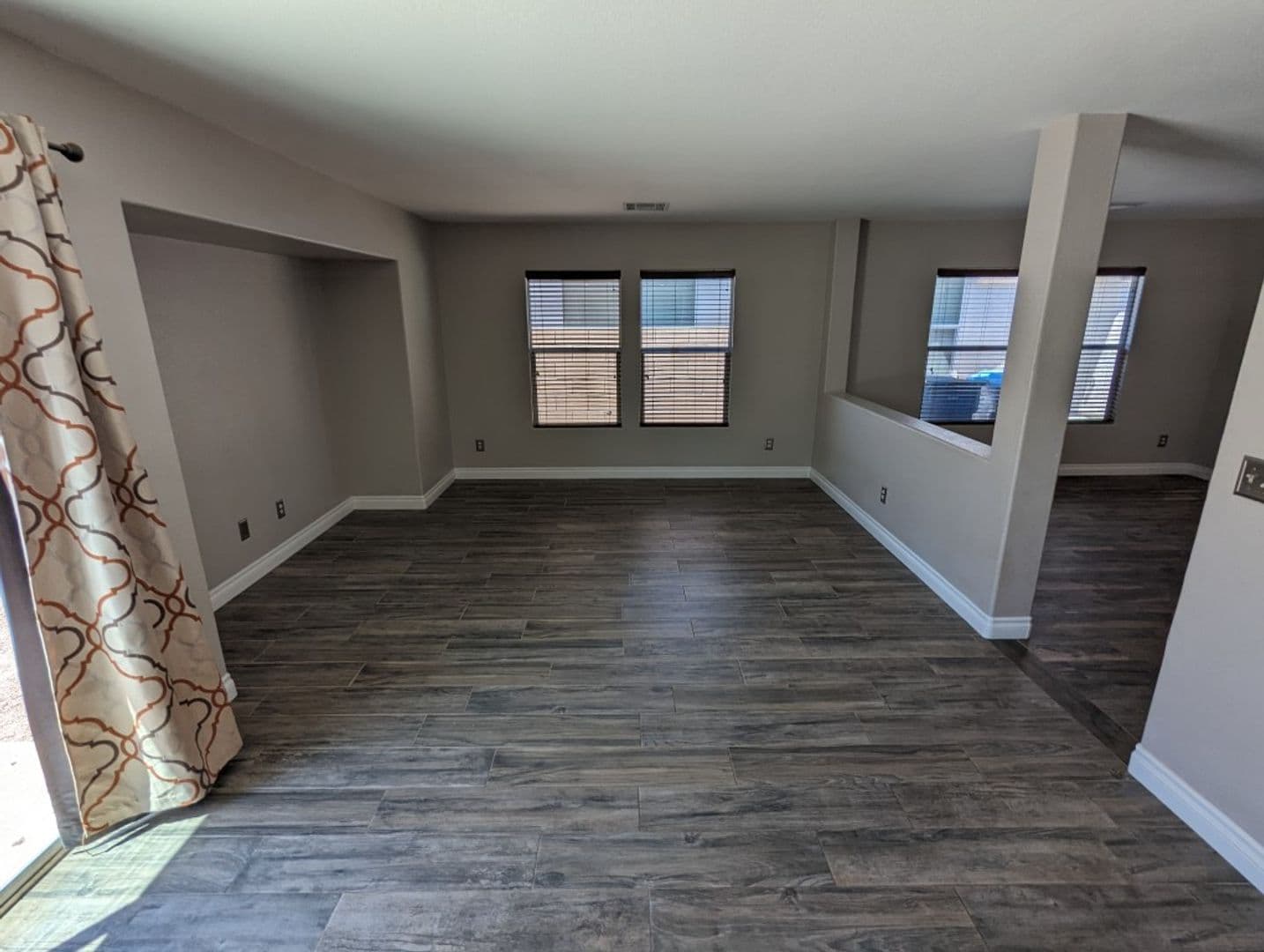 LAS VEGAS House: 4917 HOSTETLER AVE
