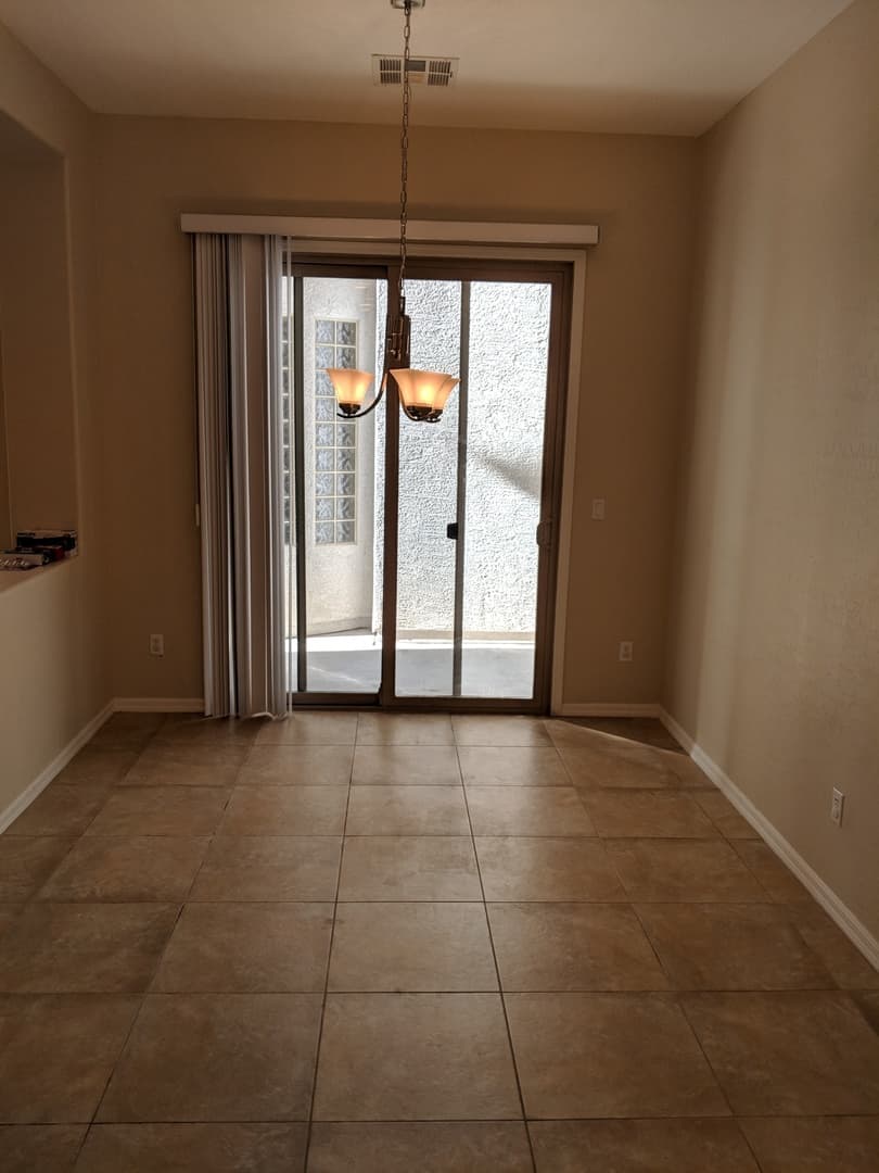 LAS VEGAS House: 363 HOLLINS HALL ST