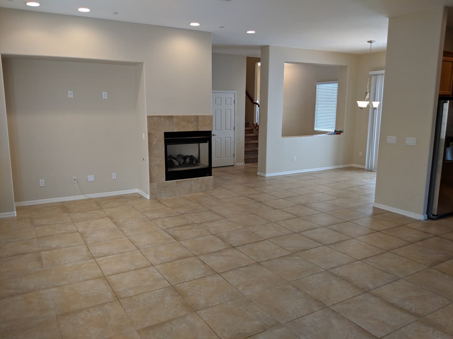 LAS VEGAS House: 363 HOLLINS HALL ST