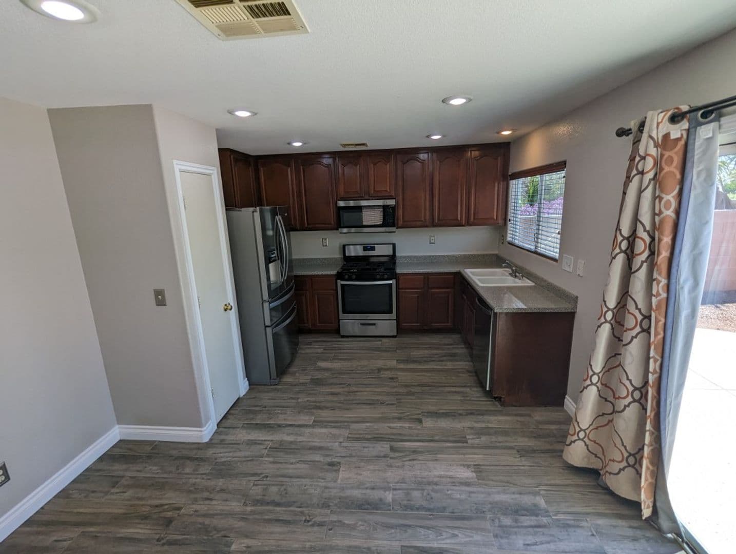LAS VEGAS House: 4917 HOSTETLER AVE