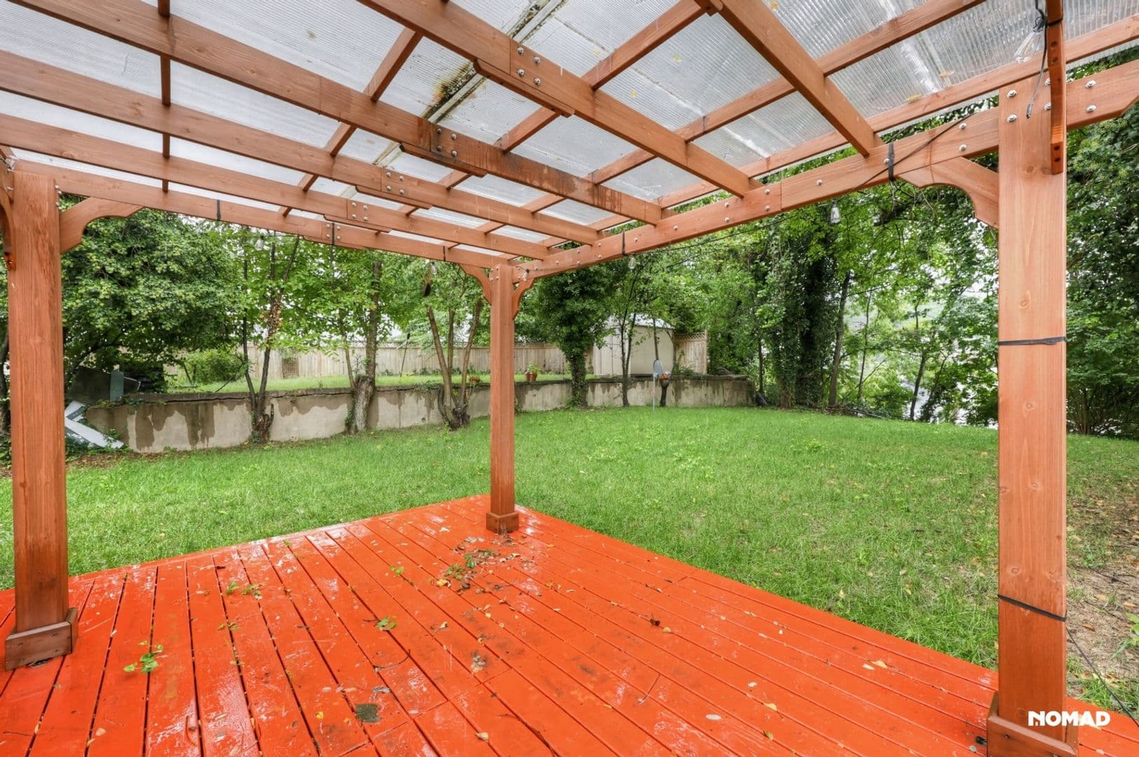 Washington House: 1627 W St SE