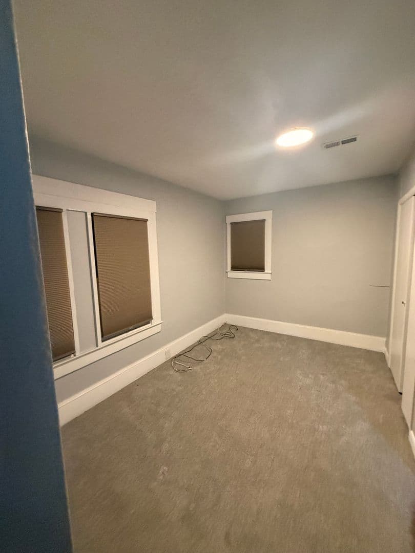 High Point House: 801 E Lexington Ave