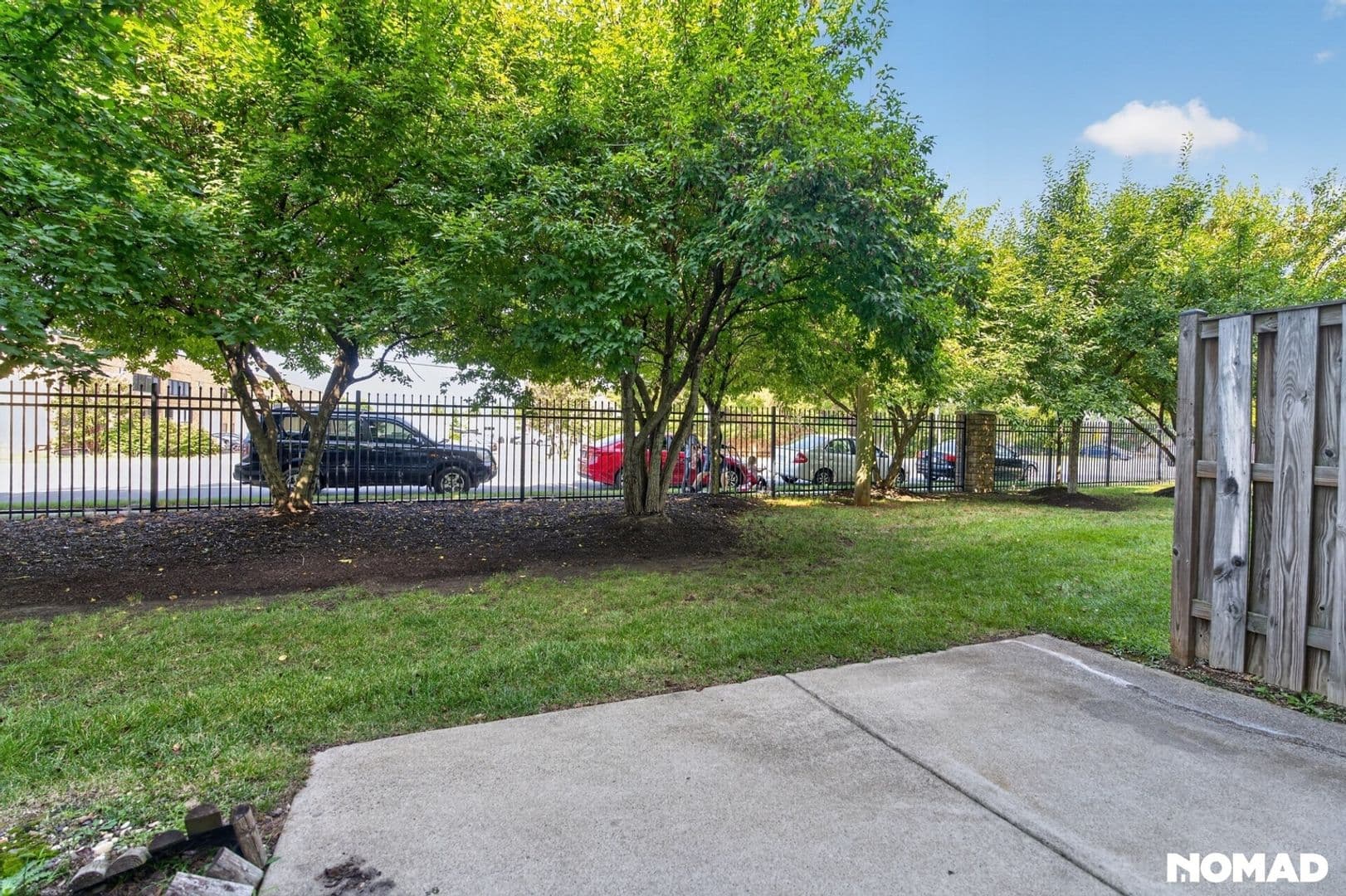 Sterling House: 22996 Fontwell Sq